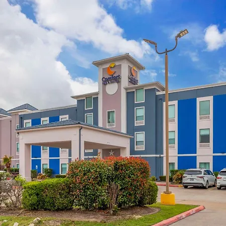 Comfort Inn & Suites Fm1960-Champions
